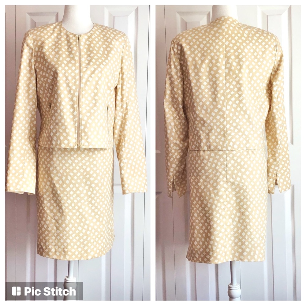 Vintage Carlisle 2 Piece Golden Tan Cream Print Blazer & Skirt Set 8